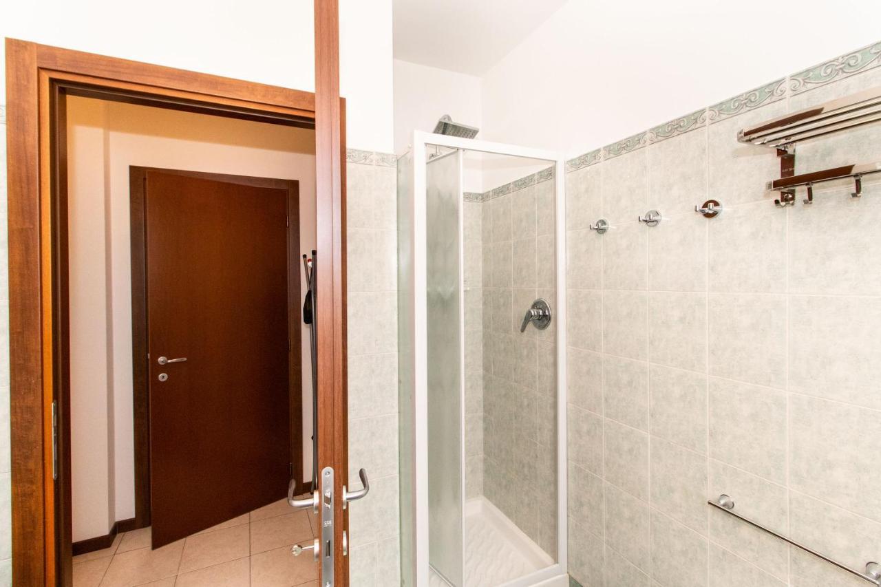 Come Casa Like Home Apartment With Parking Turin Ngoại thất bức ảnh